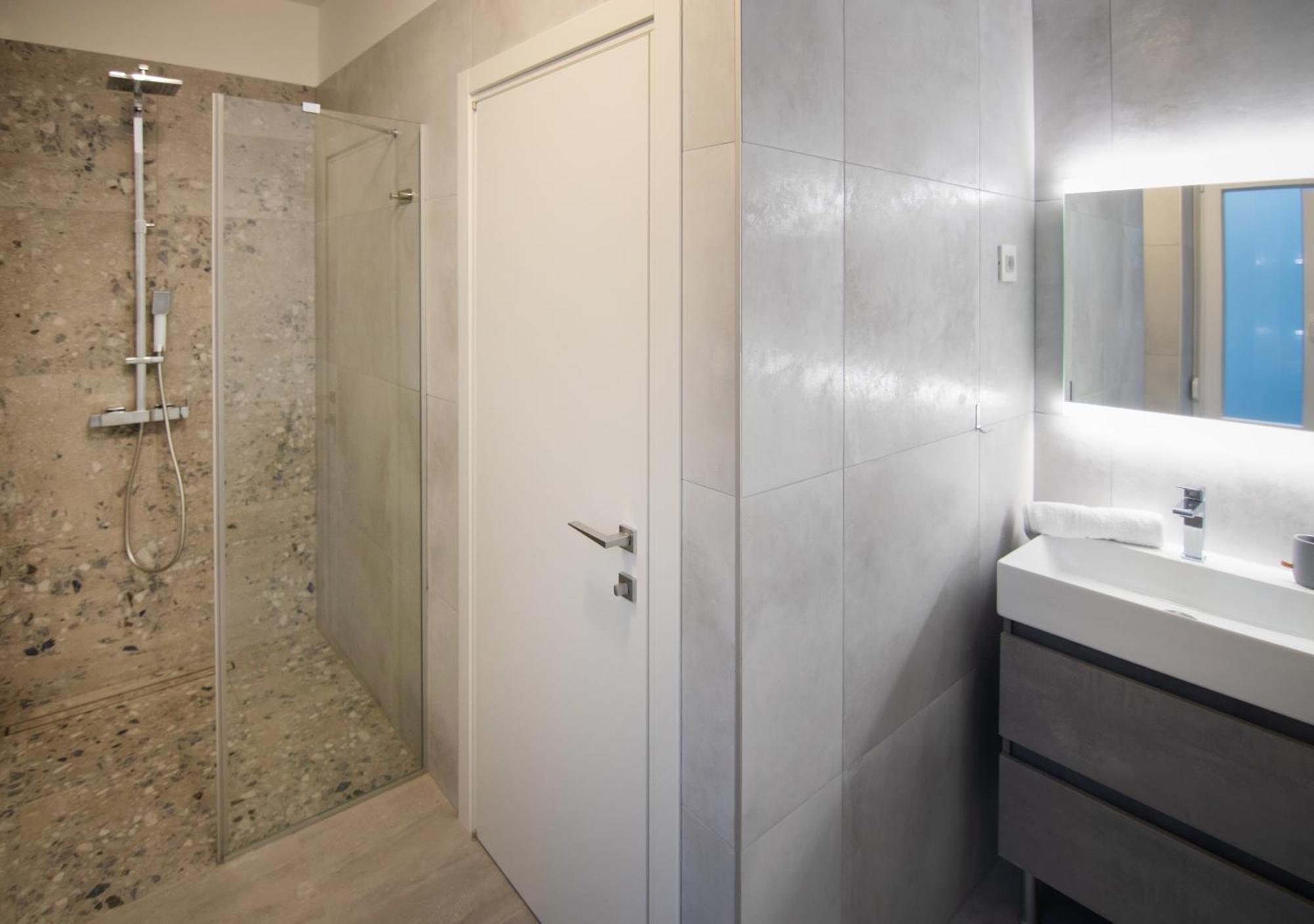 Apartman Xenna Fiume Esterno foto